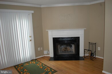 12813 Mill Brook Ct, Woodbridge, VA 22192 - photo 6