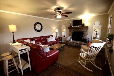 398 Grand Valley Dr, Howard, OH 43028 - photo 2