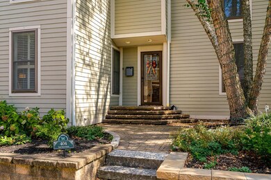 404 E Beck St, Columbus, OH 43206 - photo 2