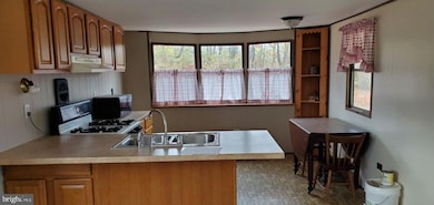 24 Waterloo Rd, Carlisle, PA 17015 - photo 4