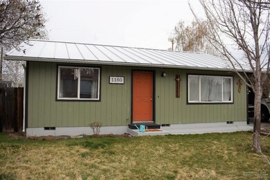 1160 NW 8th St, Redmond, OR 97756 - photo 2