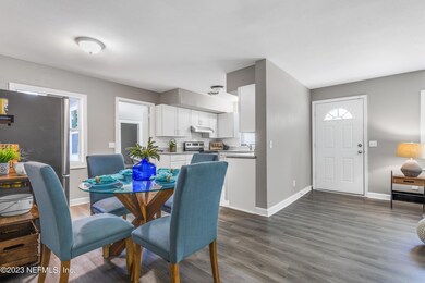 5203 Redstone Dr, Jacksonville, FL 32210 - photo 7