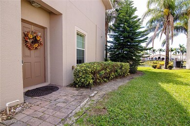 End Unit with private entrance