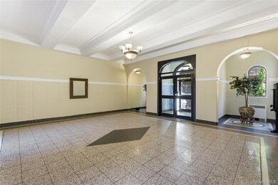 8811 Elmhurst Ave unit C8, Elmhurst, NY 11373 - photo 2