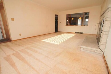 927 Norris Dr, Columbus, OH 43224 - photo 5