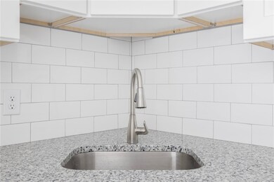 66 Jefferson Ave unit 2F, Pawtucket, RI 02860 - photo 4