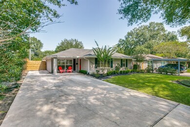 2326 Hialeah Dr, Houston, TX 77018 - photo 4