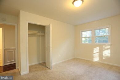 6712 Tahalla Dr, Alexandria, VA 22306 - photo 7