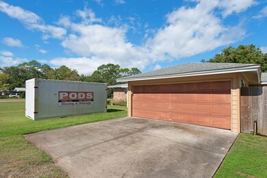 143 Homestead St_20211024_030