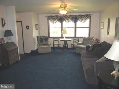 45 Topaz Dr, Chambersburg, PA 17202 - photo 3