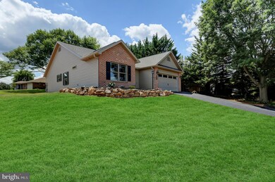 1244 Hollywell Ave, Chambersburg, PA 17201 - photo 3