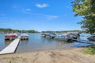 12167 Southgate Dr, Plainwell, MI 49080 - photo 3