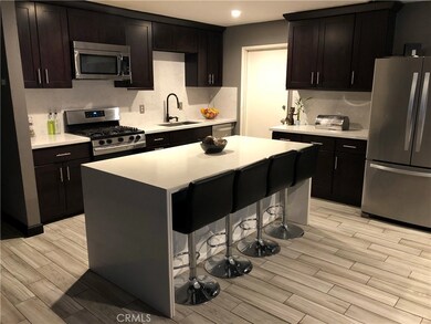 16390 Molino Dr, Victorville, CA 92395 - photo 3