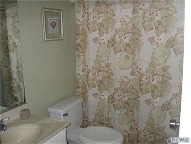 upstairs bath 1