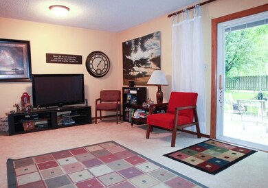 2510 Rownd St, Cedar Falls, IA 50613 - photo 5