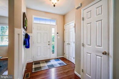 7302 Shady Glen Dr, Columbia, MD 21046 - photo 4