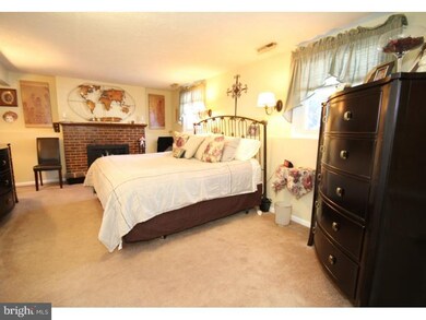 403 Centennial Dr, Morrisville, PA 19067 - photo 7