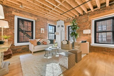 99-105 Broad St unit 4A, Boston, MA 02110 - photo 4