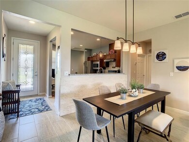 589 Cantabria Dr, Davenport, FL 33837 - photo 5