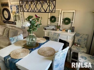 2311 18th St, Bettendorf, IA 52722 - photo 7