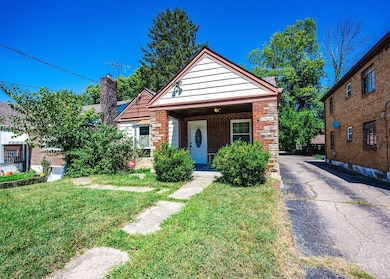 2652 Cedarbrook Dr, Cincinnati, OH 45237 - photo 3