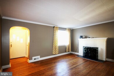 6708 Conway Ave, Takoma Park, MD 20912 - photo 2