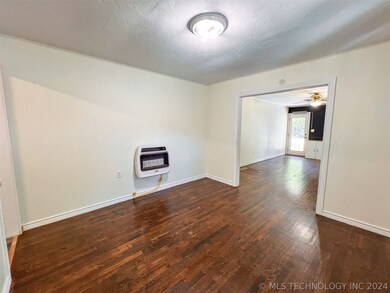 904 S Johnston St, Ada, OK 74820 - photo 7