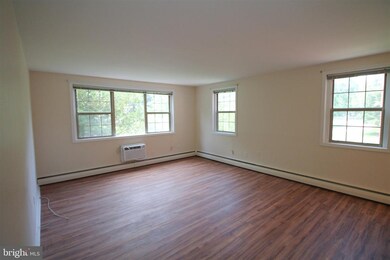 383 Lakeside Rd unit 207, Ardmore, PA 19003 - photo 4