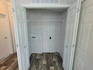 4125 Park St N unit 109, Saint Petersburg, FL 33709 - photo 3