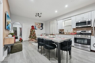 717 16th St, Union City, NJ 07087 - photo 5