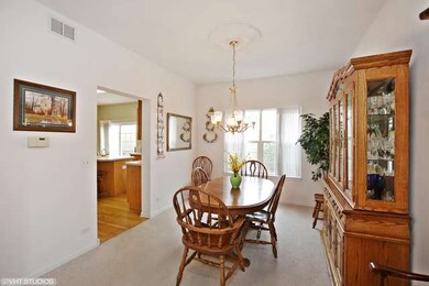 1441 Boulder Bluff Ln, Algonquin, IL 60102 - photo 4