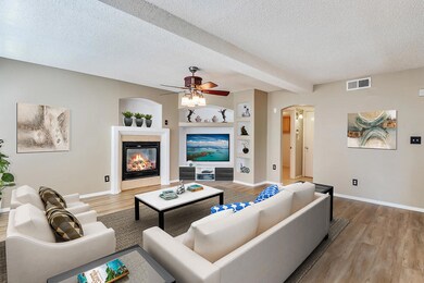 208 Lago Grande Dr, Horizon City, TX 79928 - photo 4