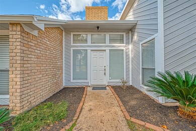 8411 Forestside Ln, Houston, TX 77095 - photo 4