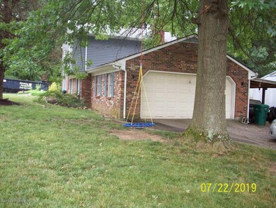 6907 Roseborough Ct, Louisville, KY 40228 - photo 3