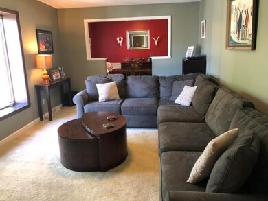 4921 Mockingbird Lane