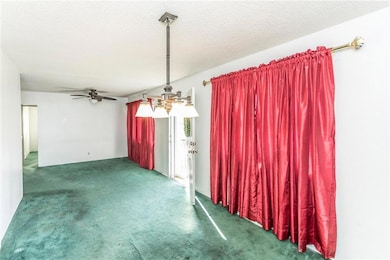 1335 E 28th St, Des Moines, IA 50317 - photo 4