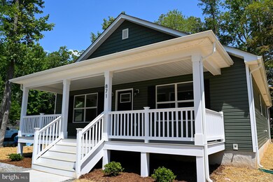 871 Mattox Ave, Colonial Beach, VA 22443 - photo 2