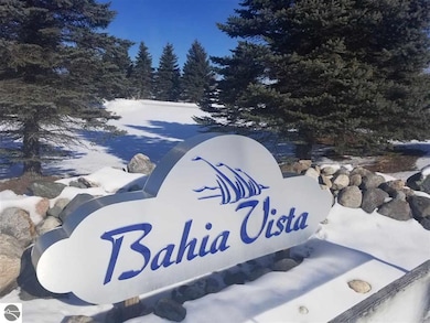 13507 S Bahia Vista Dr unit 16, Traverse City, MI 49684 - photo 5