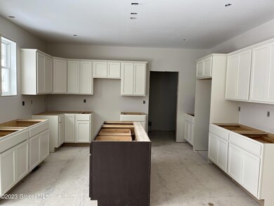 35 Chloes Way, Saratoga Springs, NY 12866 - photo 5