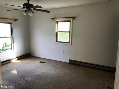 5433 Limeport Pike, Coopersburg, PA 18036 - photo 6