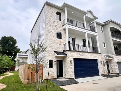 1438 W 34th 1 2 St, Houston, TX 77018 - photo 3