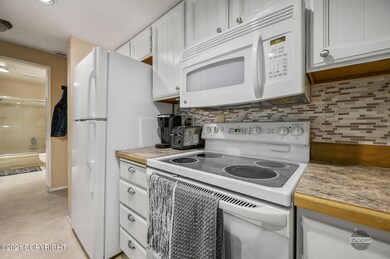 10283 Jamestown Dr-7