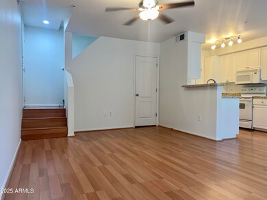 Biltmore Square Apartments unit 1, Phoenix, AZ 85016 - photo 4