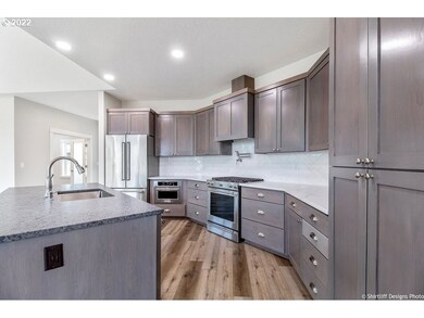 1591 Deschutes Ave, Eugene, OR 97408 - photo 6