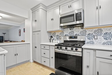 66 Stirrup Ln, Riverside, CT 06878 - photo 2