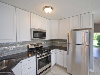 18 Concord Ct, Tinton Falls, NJ 07753 - photo 6