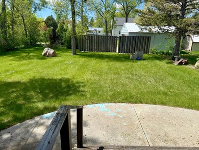 308 S 10th St, Wishek, ND 58495 - photo 6