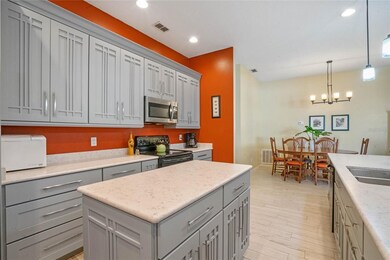 8160 Saint Albans Dr, Orlando, FL 32835 - photo 6