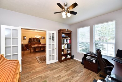 22963 Ashmore Estates Ct, Conroe, TX 77385 - photo 6