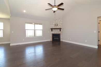 1650FeatherCrest04